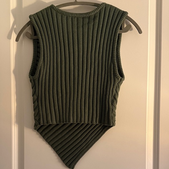 Green Ribbed Tank Top - Picture 3 of 3